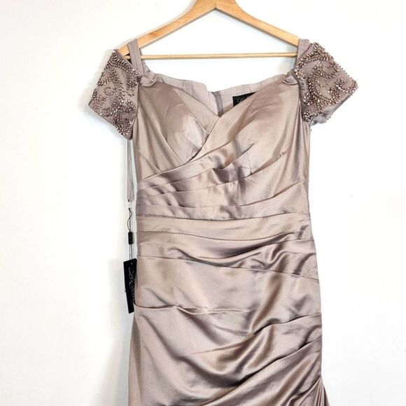 NWT La Femme 25996 Off the Shoulder Beaded Satin Trumpet Silver Gown Size 8 - Picture 4 of 16